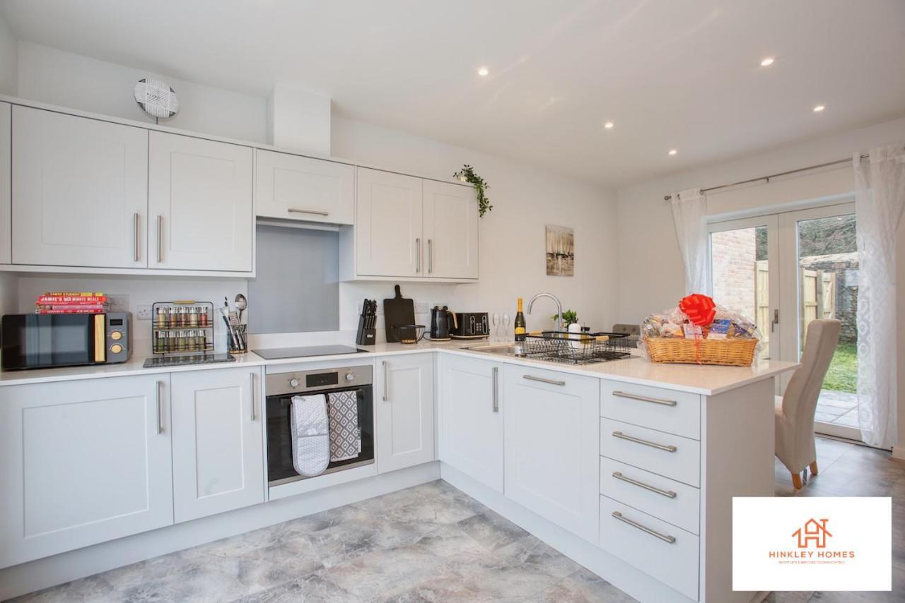 St Ives Bay - Immaculate Brand New 3Bed - Free Parking - Beach - Wifi Hayle Exterior foto